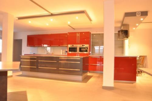 Inwest Hotel Garni كْرايلتْسهايم المظهر الخارجي الصورة